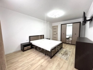 Apartament 3 camere decomandate, parter, zonă Strand - imagine 2