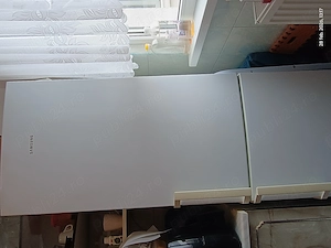 combina frigorifica Samsung-perfect functionala, foarte curata