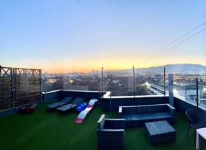 Penthouse cu scara interioara, 85 mp utili, 3 camere, 2 Terase, zona Centru