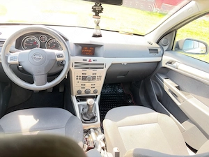 Astra H Din 2009 de 1,3 Disel 6 trepte  - imagine 5