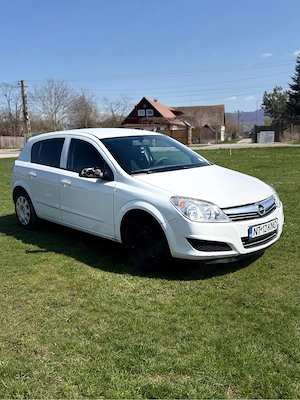 Astra H Din 2009 de 1,3 Disel 6 trepte  - imagine 3