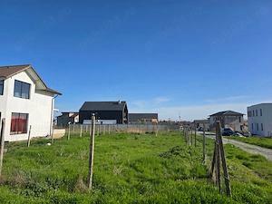 Teren de vanzare in Lazu lot de casa cu PUZ - imagine 2