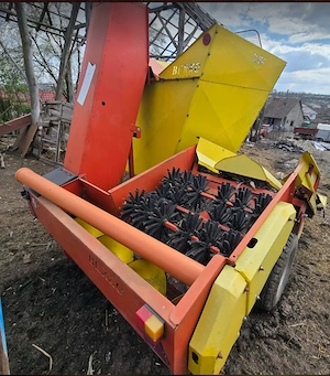 Cultivator porumb Berko