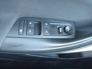 vând autoturism marca Opel  - imagine 5