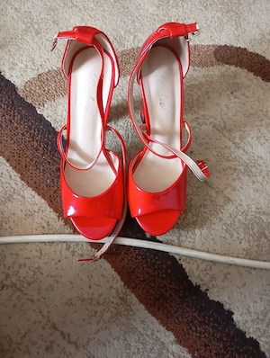 pantofi marimile 36-38