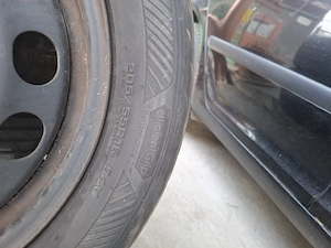 roti echipate cauciucuri de vara si genti de tabla cu capace 205 55 16