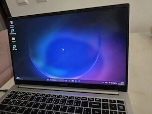 Vand laptop Samsung+ căști JBL Live Beam 3 - imagine 2