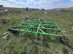 cultivator agricol (combinator)