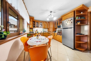 Casa individuala cu 7 camere, 260 mp, teren 900 mp, front 19m, Europa - imagine 7