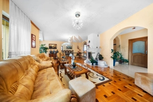 Casa individuala cu 7 camere, 260 mp, teren 900 mp, front 19m, Europa - imagine 6