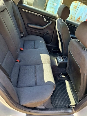 Vând Audi A4 B6 1.6 MPI Fiabil An 2003 KM 150000 Reali Verificați Accept Orice Test ! - imagine 8