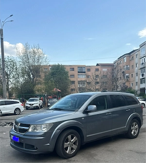 Vând Dodge journey  - imagine 2
