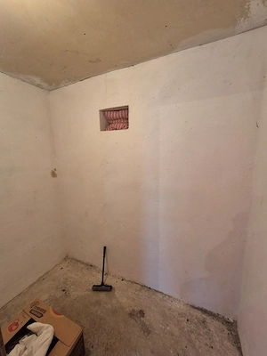 Vând casă în Biharia - imagine 6