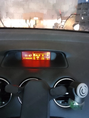 vând autoturism peugeot 308 sw 7 locuri - imagine 9