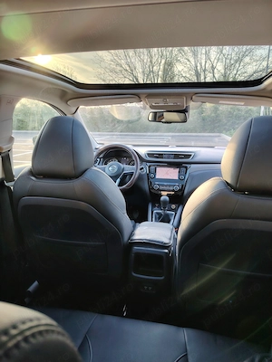 Nissan Qashqai An 2020 1.3  Manual 140 cai model Tekna Km 45300 Km. reali se pot verifica in reprez. - imagine 5