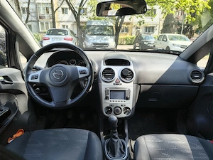 Vând Opel Corsa 2011,motor 1,2 benzină  - imagine 4
