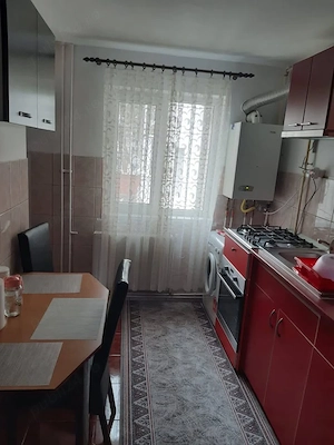 Apartament cu 2 camere decomandate, 36 mp, et 1, Cluj Napoca, 135000 eur - imagine 9