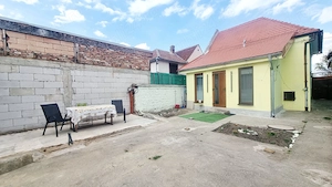 CASĂ 4 CAMERE SIBIU TEREZIAN, curte, renovată complet, gata de mutare