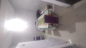  Vând   Schimb casă   Broșteni, Ialomița - imagine 2