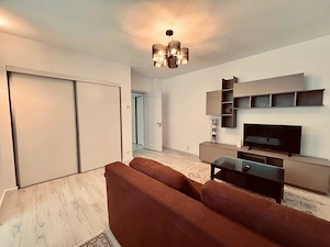 Garsoniera, renovata, 40mp, pt investitie sau locuit, 5 minute metrou Gorjului, semistradala - imagine 9