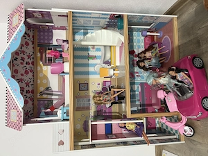 Vând  căsuță păpuși