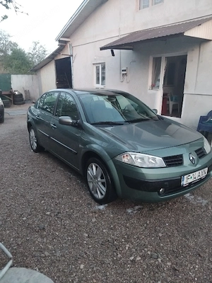 Renault Megane  - imagine 3