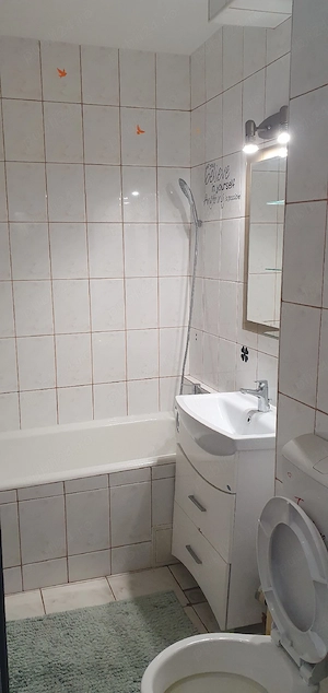 garsoniera de inchiriat - imagine 5