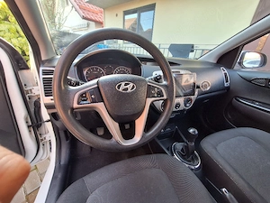 Hyundai i20 benzina - imagine 7