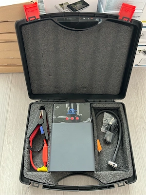 Starter auto baterie cu compresor portabil multifunctional - Power Bank Kit pornire - imagine 2