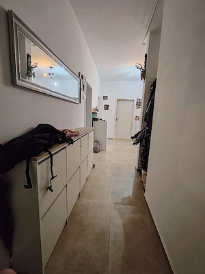 Vând apartament cu 3 camere, Ghiroda - imagine 9