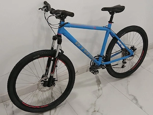 Bicicleta B'TWIN Rockrider 500