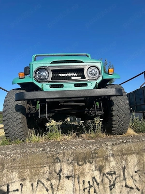 vand land cruiser 1977 - imagine 3