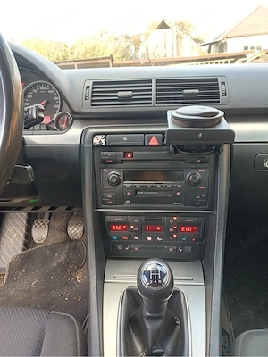 Audi A4 1.6 2002 - imagine 4