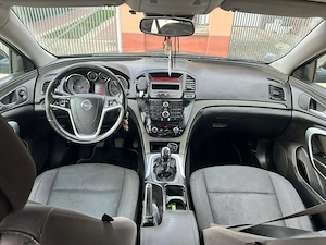 opel insignia - imagine 2