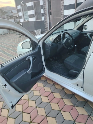 Duster 4x4 2012 - imagine 7