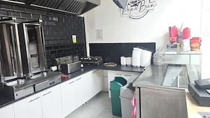 Inchiriez spatiu comercial in Deva, zona Eminescu vis a vis de fostele banci BCR si BRD,  - imagine 2