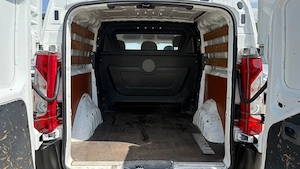   ** Peugeot Expert ** - imagine 8