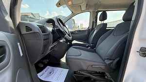   ** Peugeot Expert ** - imagine 9