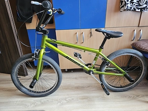 Vând bicicletă Jumper roti 20"