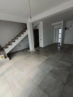 Ultima disponibilă. Casă de locuit, tip duplex, Sânandrei - imagine 2