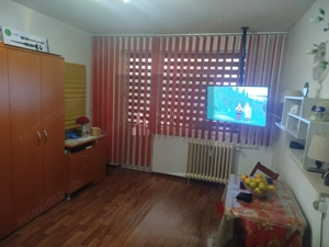 Garsoniera decomandata Dristor / Calea Vitan - imagine 2