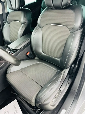 RENAULT SCENIC - imagine 13