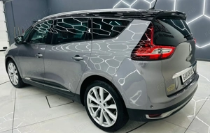 RENAULT SCENIC - imagine 3