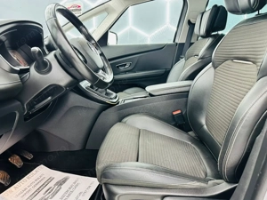 RENAULT SCENIC - imagine 12