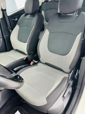 RENAULT CAPTUR - imagine 19
