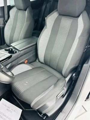 PEUGEOT 3008 - imagine 14