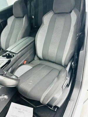 PEUGEOT 3008 - imagine 19