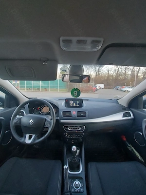 Renault Megane 3 08 2011 - imagine 4