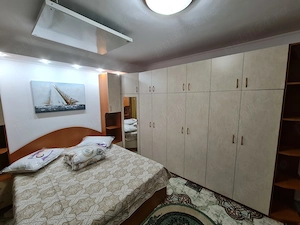 SUPERB  ap 2 cam. dec. in zona TINERETULUI - VACARESTI, construit in 1986 - imagine 2