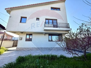 Casa cu teren de inchiriat in Palazu Mare